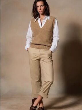 Lord Jeff V-Neck Lambswool Vest in Heathered Beige-vintage